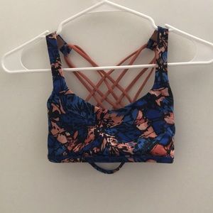 Lulu lemon sports bra